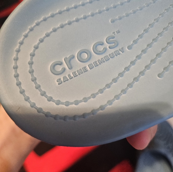 Salehe Bembury slides - Picture 2 of 6